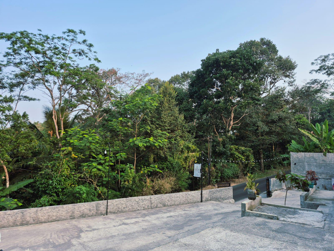 Others 4, Luxury Wooden House, Banyumas