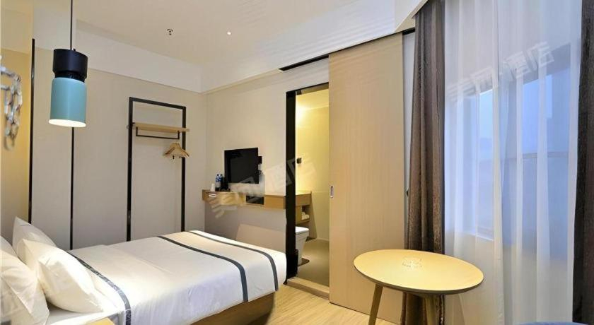 Bedroom 2, City Comfort Inn Kunming Xi'an Kang Road, Kunming