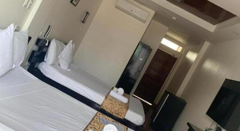 Bedroom 2, Calinisan Resort Hotel Inc., Laurel