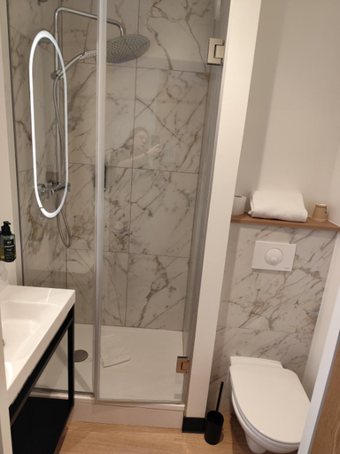 Bathroom 4, B&B HOTEL Berck-sur-Mer Rang-du-Fliers, Pas-de-Calais