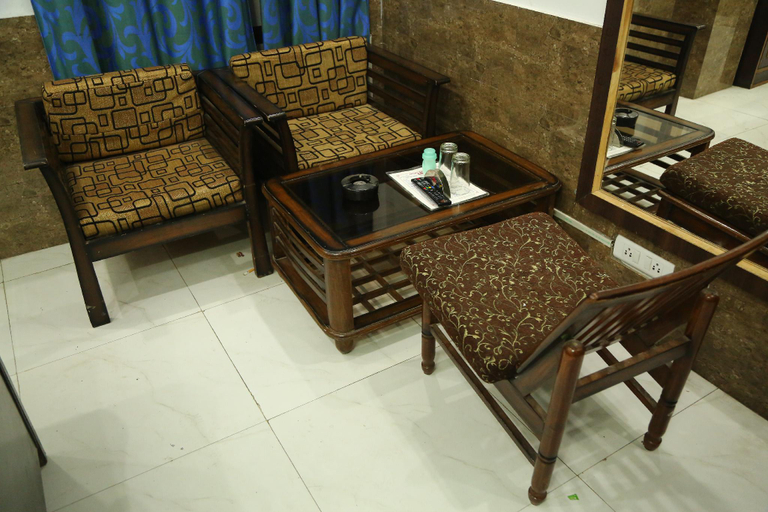 Others 5, Hotel Holiday ViBE, Sahibzada Ajit Singh Nagar