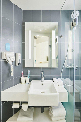 Bathroom 3, Hanting Hotel Hinggan League Tuquan Passenger Terminal, Xing'an