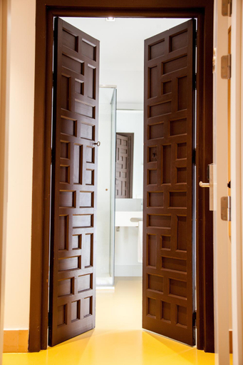 Bathroom 4, HOTEL TRIANA MONTALVAN, Sevilla