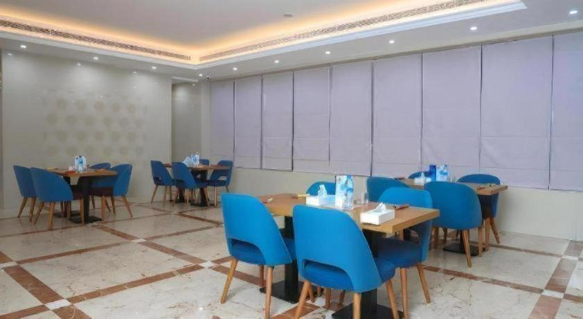 Food & Drinks 5, ALAZMI HOTEL, Sharjah City