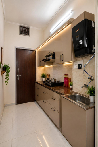 2, Sri Gopal Guest House, Varanasi
