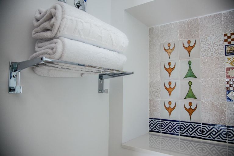 4, HOTEL TRIANA MONTALVAN, Sevilla
