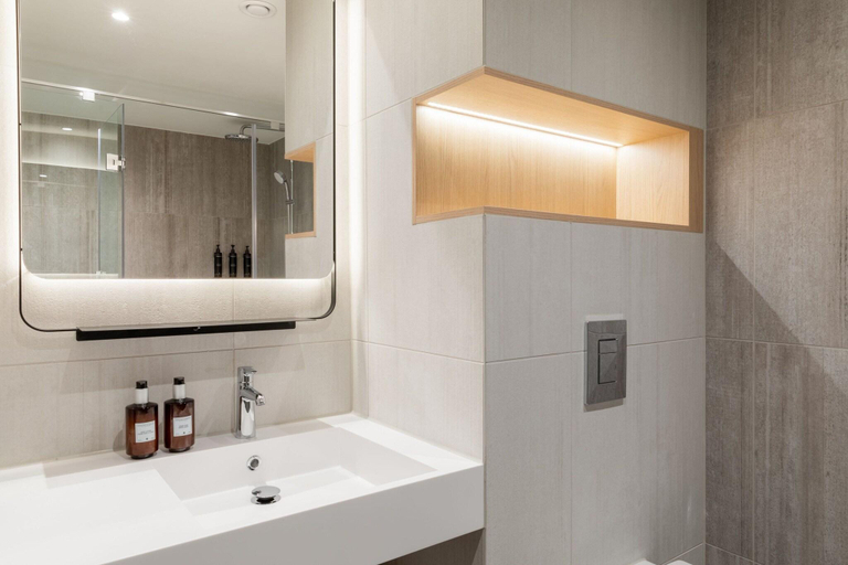 Bathroom 5, Residence Inn By Marriott Dortmund City, Dortmund