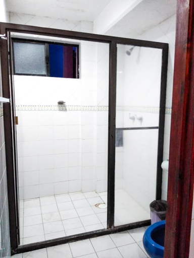 Bathroom 3, HOTEL ESMERALDA EN POZA RICA VERACRUZ MX, Coatzintla