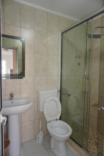 Bathroom 5, Apartments Vukaj