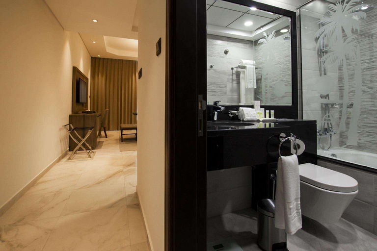 Bathroom 5, TIME Onyx Hotel Apartment, Dubai
