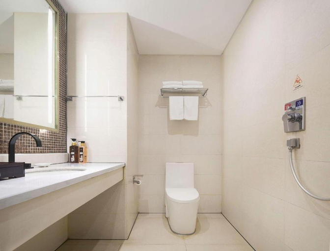 Bathroom 3, Sanya Bao Sheng Seaview Hotel, Sanya