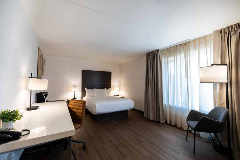 Bedroom 3, The Atlas Hotel, Division No. 6