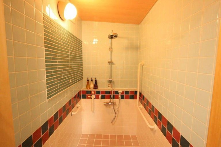 Bathroom, Wafuyado Okabeso, Kazuno