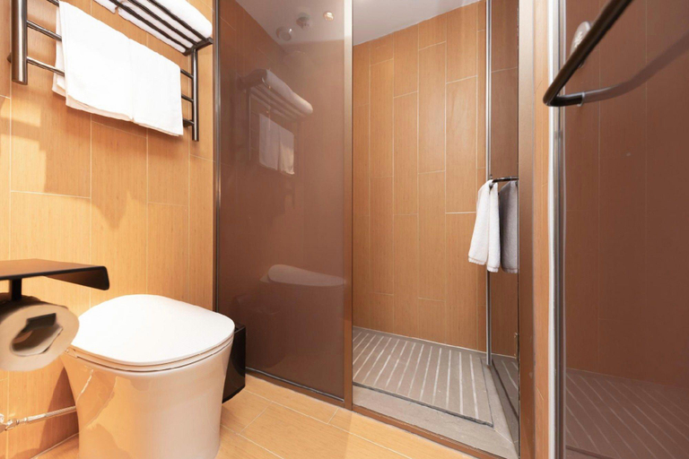 Bathroom 4, Ji Hotel Suqian Sucheng District Government, Suqian