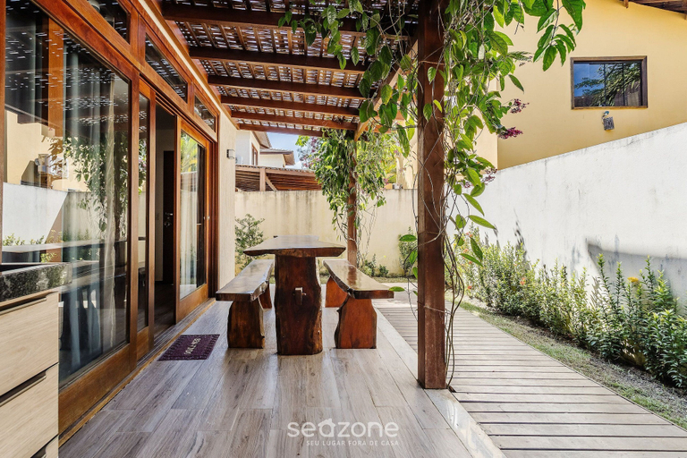 Outdoor dining, House With Pool in the Condominium Cvb0144, Maraú