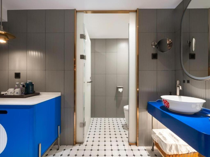 Bathroom 3, Y.TUO Hotel Universal Beijing Resort, Beijing