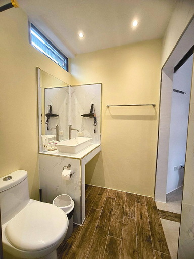 Bathroom 5, 4 Bedroom Deluxe Beach Villa 21C, Blue Haven Bay Resort, Koh Chang