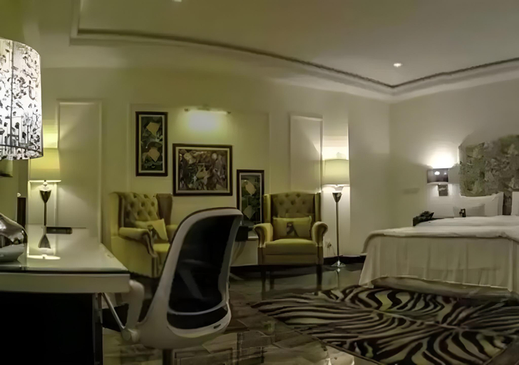 Bedroom 1, 5th Avenue Hotel , Bahawalpur