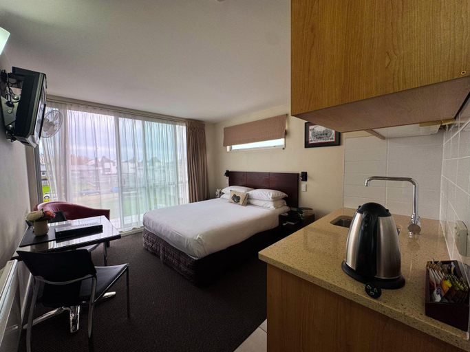 Bedroom 2, Focus Motel, Christchurch