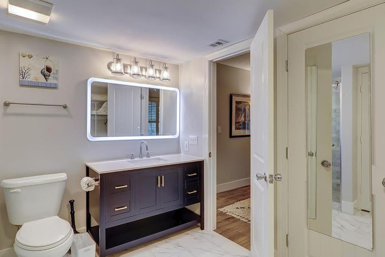 Bathroom 3, Bluff Villas 1817, Beaufort