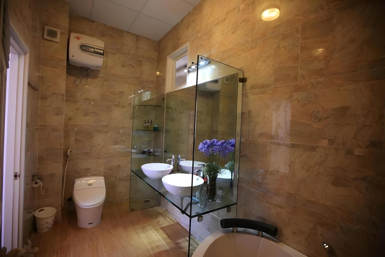 Bathroom 4, Dalat Terrasse Des Roses Villa, Đà Lạt
