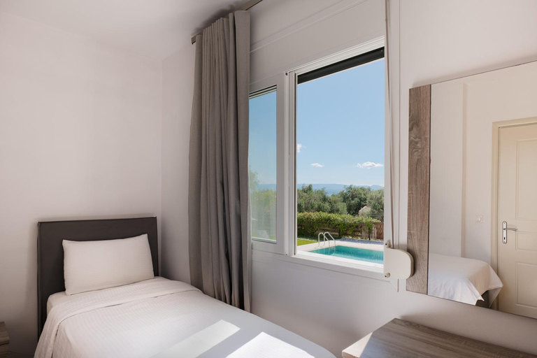 Bedroom 2, Villa Renata -Pool, Large Garden & Free Parking, 2 Minutes Walk from The Beach, Ionian Islands
