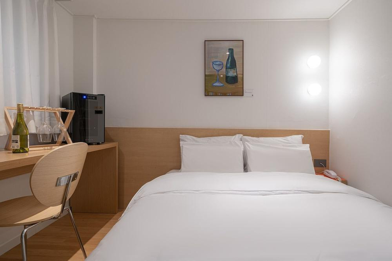 Bedroom 2, Guri Dams, Guri