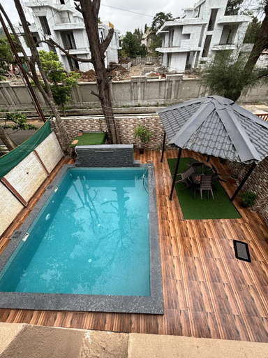 Others 4, Enclave Villa , Pune