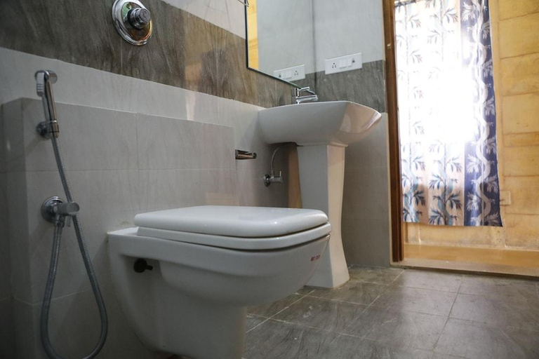 Bathroom 3, Hotel Swan Haveli Jaisalmer, Jaisalmer