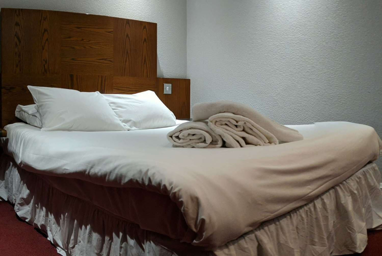 Bedroom 2, Belvilla Hotel Loughborough, Leicestershire