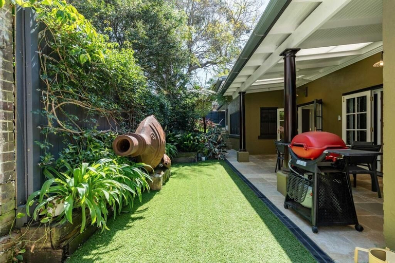 Terrace/patio, 18 Linthorpe Street, Sydney