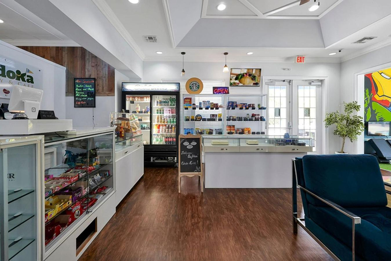 Food & Drinks, Amazing 3Bdr House near Disney 16106, Osceola
