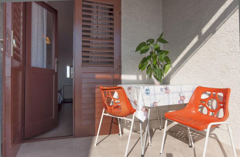 Others 3, Apartment and Rooms Ivan, Makarska