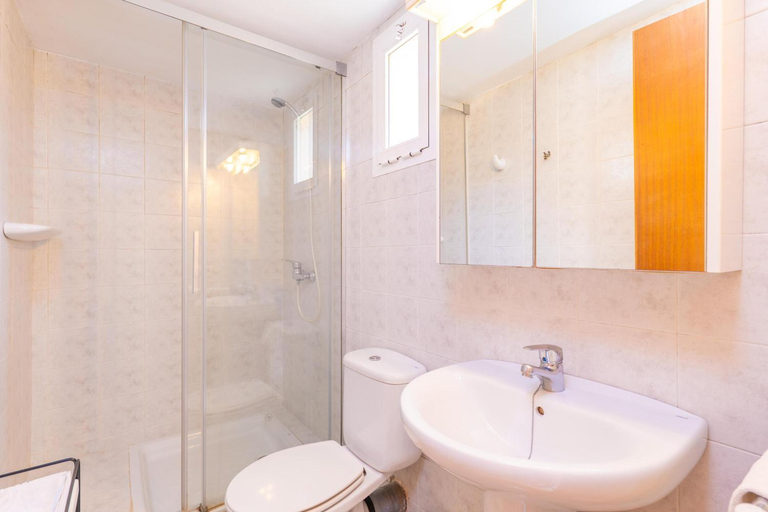 Bathroom 4, Vila Garballo, Baleares