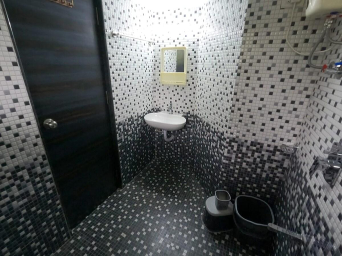 Bathroom 3, Enclave Villa , Pune