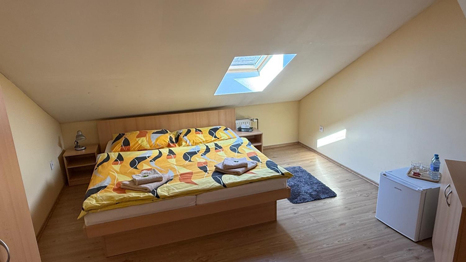 Bedroom 4, Penzion U Kuldana, Karviná
