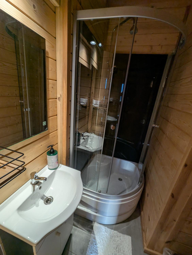 Bathroom, Villa Beskid Milowka, Żywiec
