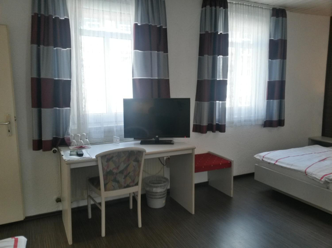 Bedroom 4, Hotel Holländischer Hof, Gießen