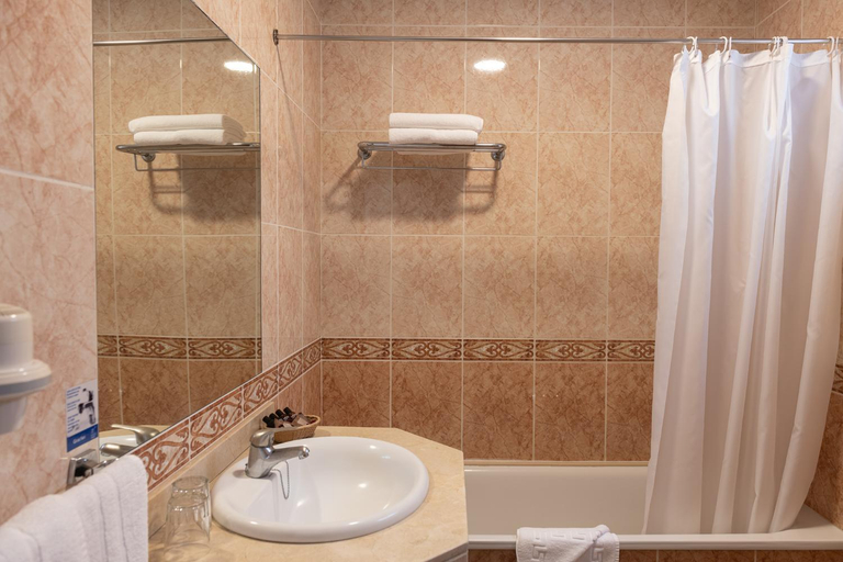 Bathroom, Hotiday Tenerife Norte, Santa Cruz de Tenerife