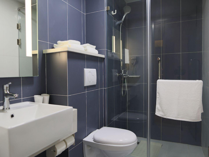 Bathroom 3, Hanting Hotel Shanghai Wujiaochang Center, Shanghai