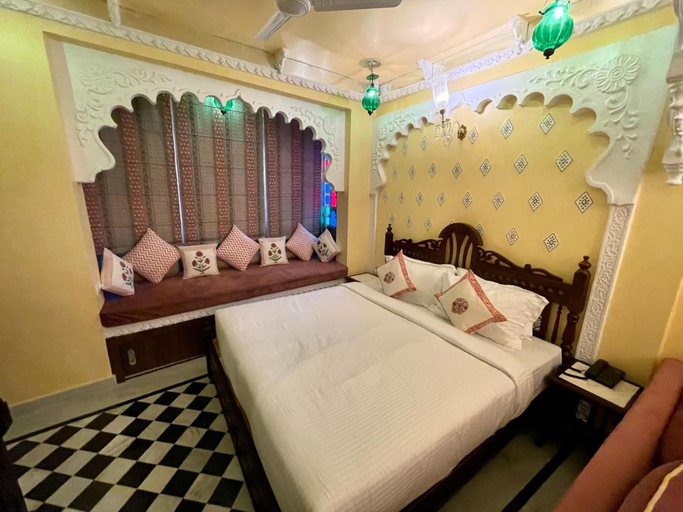 Others 4, Sheeshmahal By Oladar, Udaipur