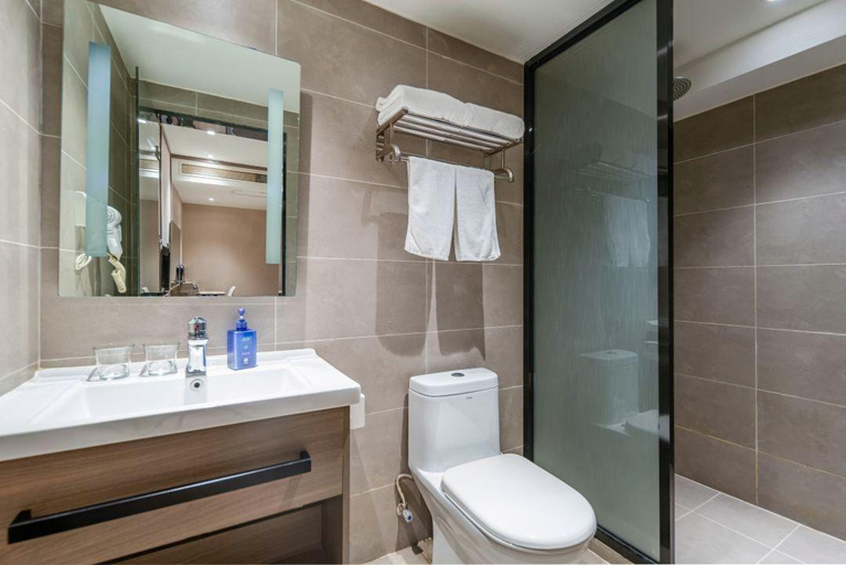 Bathroom 4, Hanting Hotel Nanjing Fuqiao Metro Station Weilaicheng, Nanjing