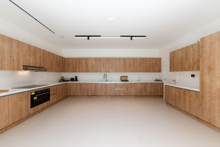 4, Exclusive 21 Ajman | 4BR Villa w/ Private Pool and Beach, Ajman