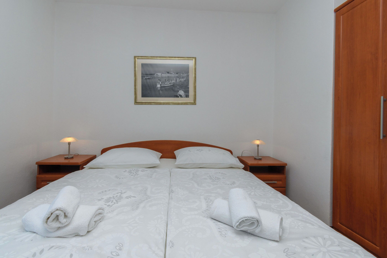 Room 3, Apartments Mladenka 2, Lopar/Supetarska Draga