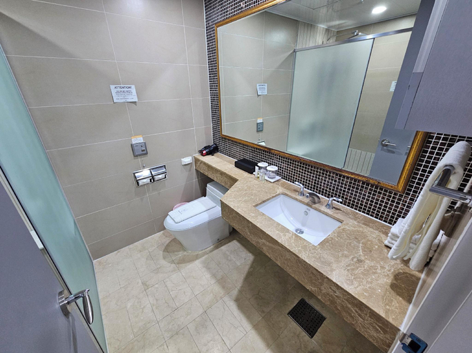 Bathroom 5, W Residence Hotel Centumcity, Haeundae
