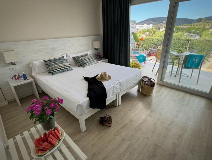 Bedroom 1, INN Mallorca Aparthotel, Baleares