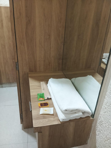 2, HOTEL DEVRAJ, Sidhi