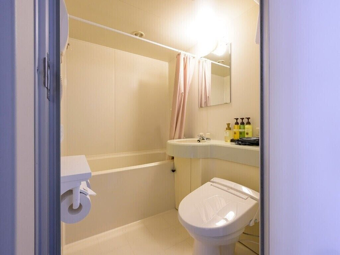 Bathroom 5, Kotoni Green Hotel, Sapporo