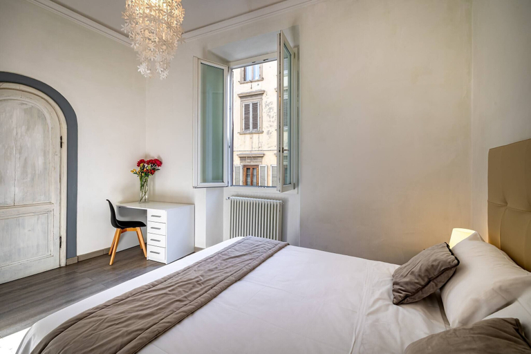 Room 5, Proconsolo A, Florence