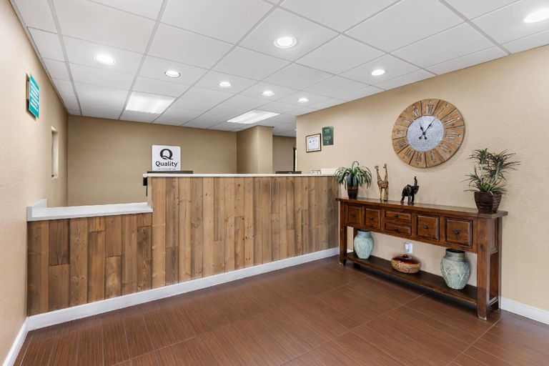 Public Area 2, Quality Inn Kinston Hwy 70, Lenoir
